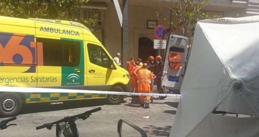 В Испании водитель легковушки влетел в отдыхающих на террасе бара: есть пострадавшие (ВИДЕО)