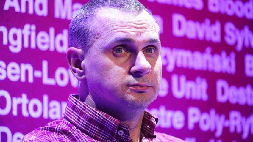 Сенцов засудив Зеленського за гостру риторику з добровольцем