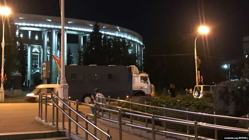 Протести у Мінську: ОМОН проводить масові затримання велосипедистів