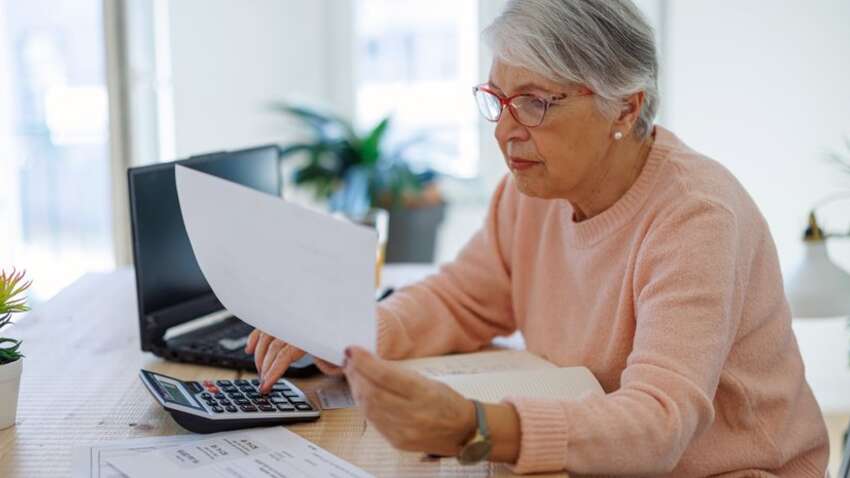 Пенсия под угрозой – без 33 лет стажа украинцев не пустят на отдых в 60