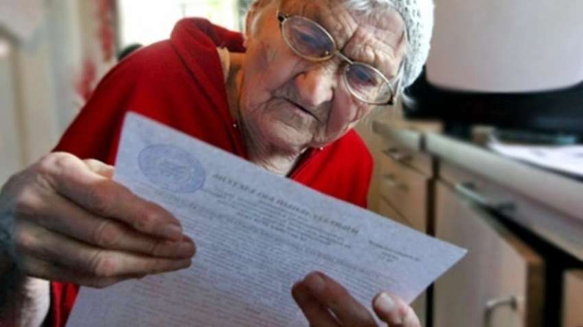 Обережно, шахраї: на Одещині обкрадали пенсіонерів на тисячі гривень Обережно, шахраї: на Одещині обкрадали пенсіонерів на тисячі гривень