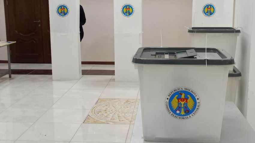 РФ випробувала новий гібридний арсенал втручання: як «зламала» виборців у Молдові