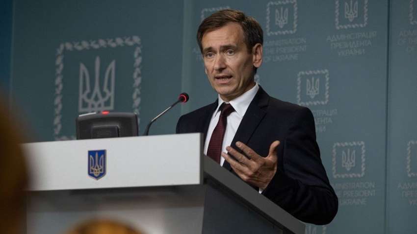 Зеленський зможе розпустити Конституційний суд - Веніславський