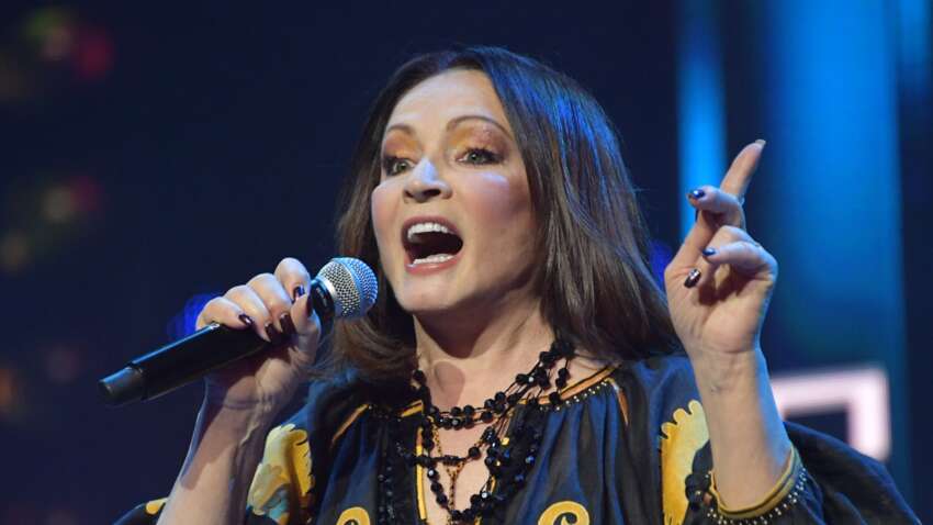 Молчит годами, но не просто так: почему София Ротару отказывается общаться с журналистами Молчит годами, но не просто так: почему София Ротару отказывается общаться с журналистами