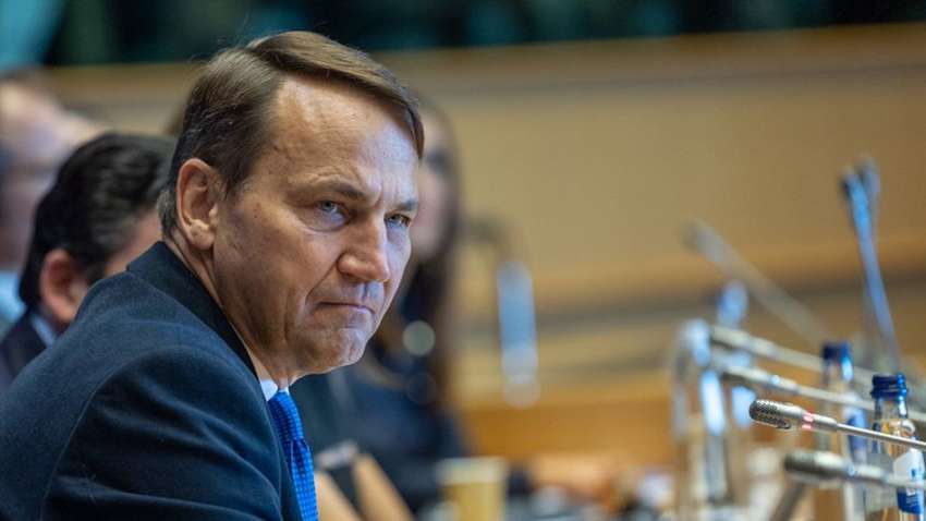 Напад РФ на ЄС є абсолютно ймовірним: у Польщі розповіли про плани Кремля Напад РФ на ЄС є абсолютно ймовірним: у Польщі розповіли про плани Кремля