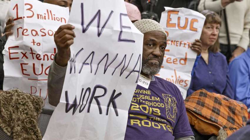 Безработица в США продолжает стремительно расти: 20 млн американцев за месяц потеряли источники дохода 