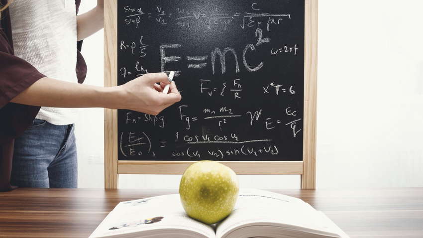 Изменения в системе оплаты труда: Минэкономики планирует, как поднять зарплаты учителям и врачам Изменения в системе оплаты труда: Минэкономики планирует, как поднять зарплаты учителям и врачам