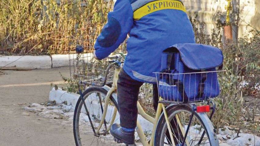 «Мы уже сейчас кредитуем, это называется "на тетрадь"»: Смелянский рассказал о неофициальных займах пенсионерам