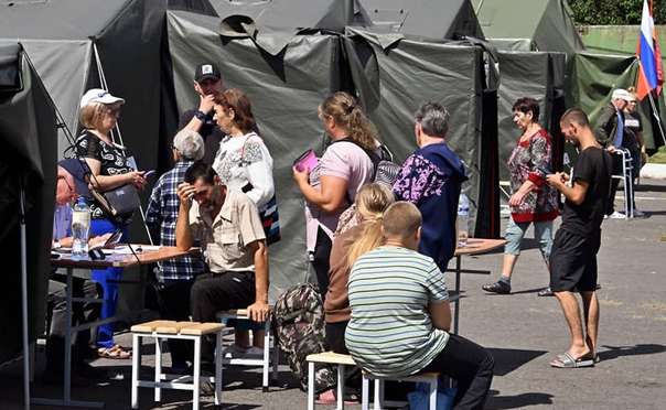 Почему Россия вывозит переселенцев из Курской области в Украину, а не на другие территории РФ