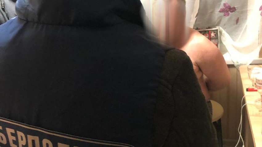 У Полтаві суд випустив з-під варти підозрюваного у розбещені близько 60 дітей