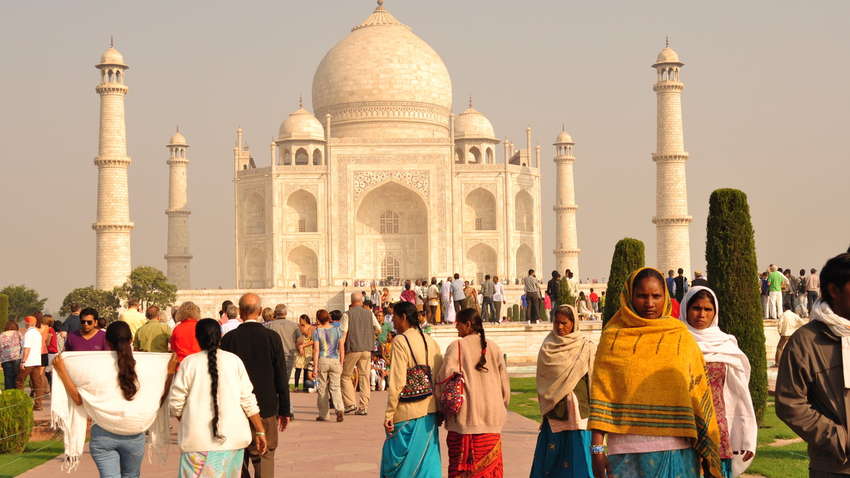 Индия закрыла границы для туристов