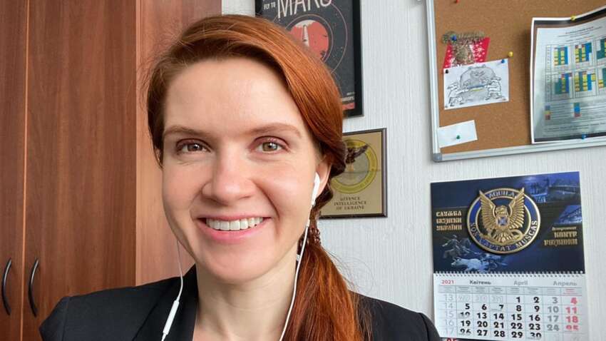 Безугла поставила під сумнів візит Зеленського на Куп’янський напрямок Безугла поставила під сумнів візит Зеленського на Куп’янський напрямок