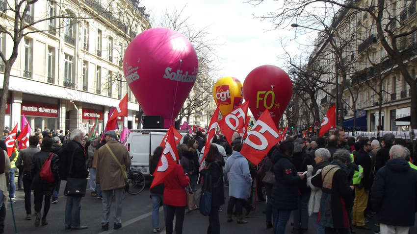 Уряд Франції збільшить фінансування лікарень на 1,5 млрд євро через страйки медиків