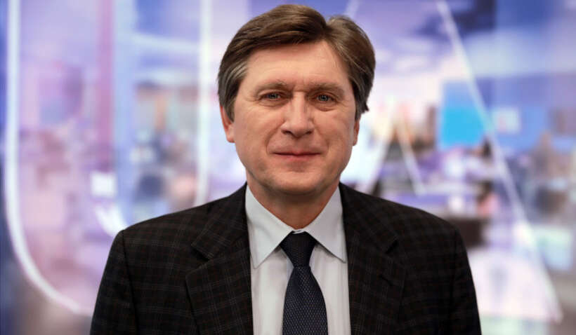 Політолог пояснив, навіщо Путін вдає із себе «миротворця» 