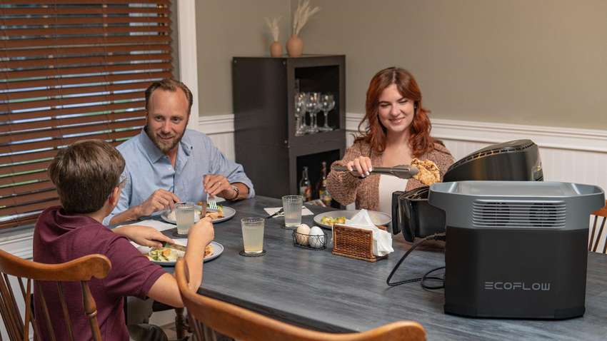 СВОЙ СВЕТ: как портативные зарядные станции EcoFlow спасают украинцев от отключений