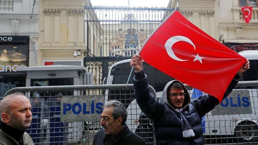 Турция попросила усилить охрану своих диппредставительств в Европе