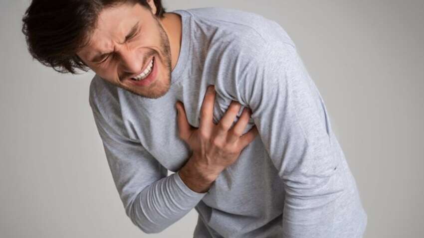 Поширений симптом сигналізує про хвороби серця: що варто знати