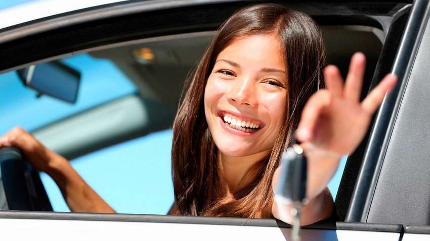 В Україні зміниться зміст бланка водійських прав і техпаспорта