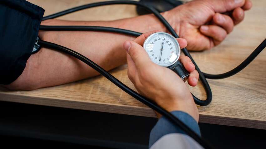 Невидимий ворог: кардіолог розповіла про стан, що вражає кожного четвертого