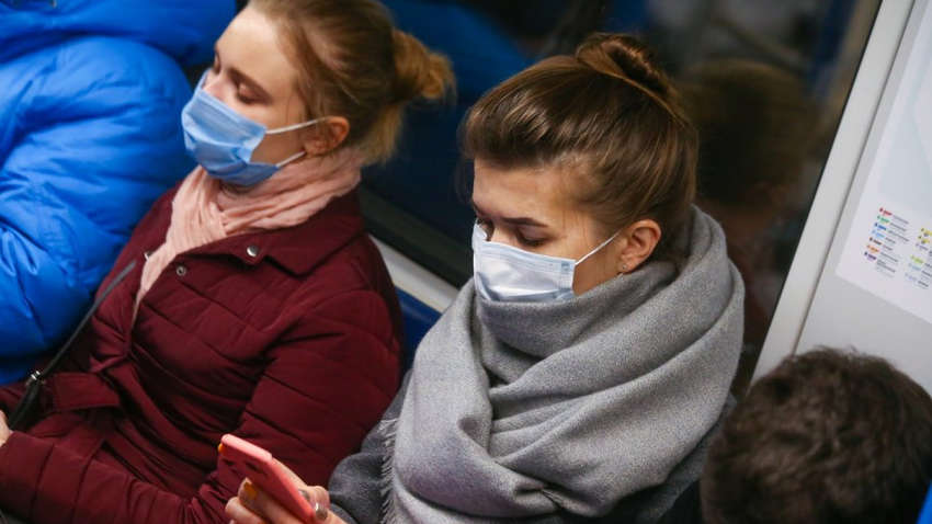 В РФ вводят всеобщий масочный режим