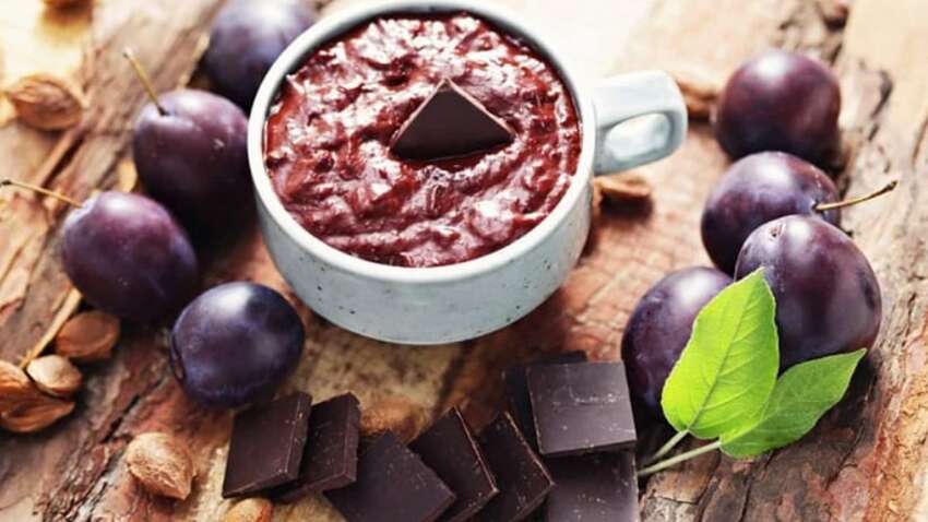 Слива з шоколадом та коньяком: рецепт смачного варення за зиму Слива з шоколадом та коньяком: рецепт смачного варення за зиму