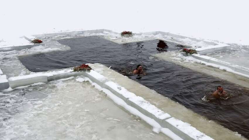 Без прорубей и «очистки водой»: во Львове резко запретили ныряние на Крещение — причина удивит многих Без прорубей и «очистки водой»: во Львове резко запретили ныряние на Крещение — причина удивит многих