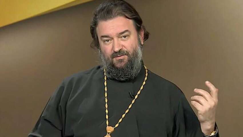 У РПЦ заявили, що у всіх бідах світу винні освічені люди: Дарвін та економісти У РПЦ заявили, що у всіх бідах світу винні освічені люди: Дарвін та економісти