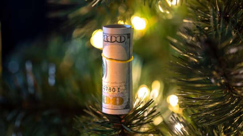 Гроші зникають уже в січні: головна помилка новорічних фінансових планів