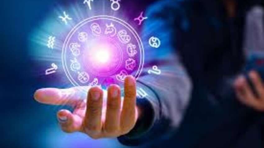 Кого чекають неочікувані проблеми на роботі, фінансові пастки та заплутані стосунки – астрологи радять бути обережними