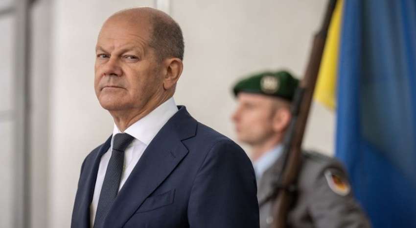 У Європарламенті назвали Шольца «віслюком». Що спричинило різку заяву У Європарламенті назвали Шольца «віслюком». Що спричинило різку заяву