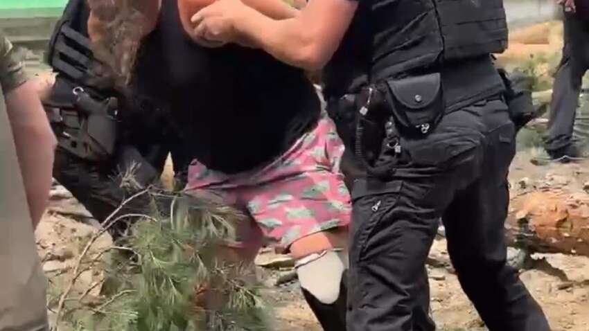 Суд отменил выделение земли под военное кладбище: подробности Суд отменил выделение земли под военное кладбище: подробности