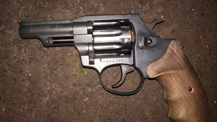 В общежитии Днепра студент выстрелил девушке в голову, а затем попытался совершить самоубийство