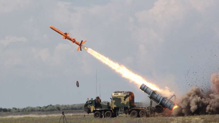 "Томогавкам" до этого далеко: названо оружие, которым Украина точно уничтожит Москву "Томогавкам" до этого далеко: названо оружие, которым Украина точно уничтожит Москву