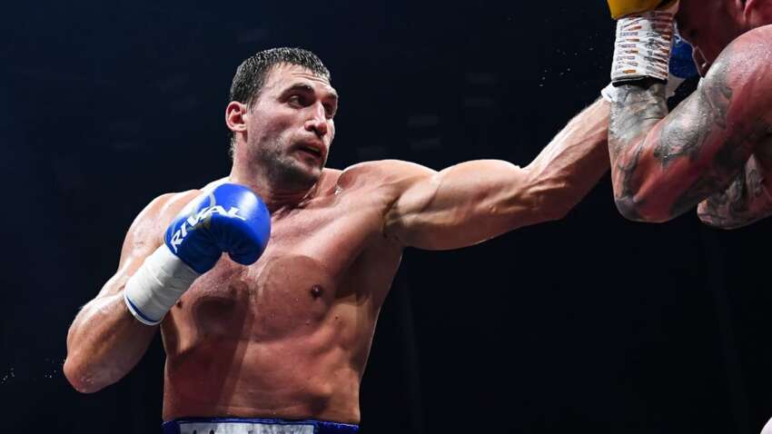 Відомий український боксер нокаутував суперника за 29 секунд та виграв титул (ВІДЕО)