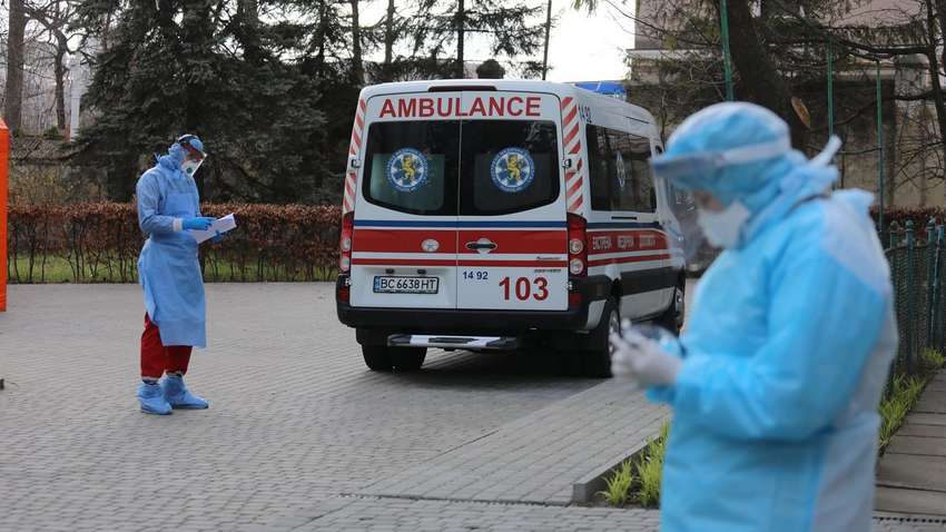 Рекорд за рекордом: коронавирус в Украине пошел в наступление