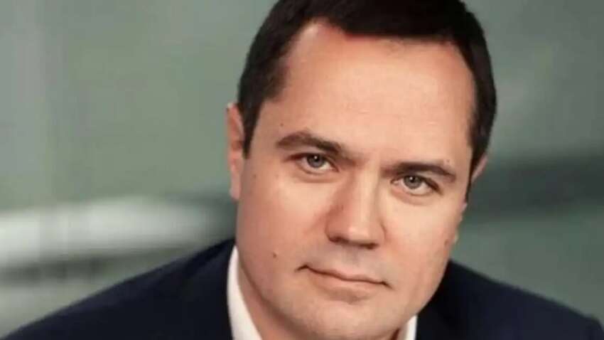 ЗМІ: Адвокат Комарницький готовий дати Ткачу інтерв'ю у "цивілізований спосіб" ЗМІ: Адвокат Комарницький готовий дати Ткачу інтерв'ю у "цивілізований спосіб"