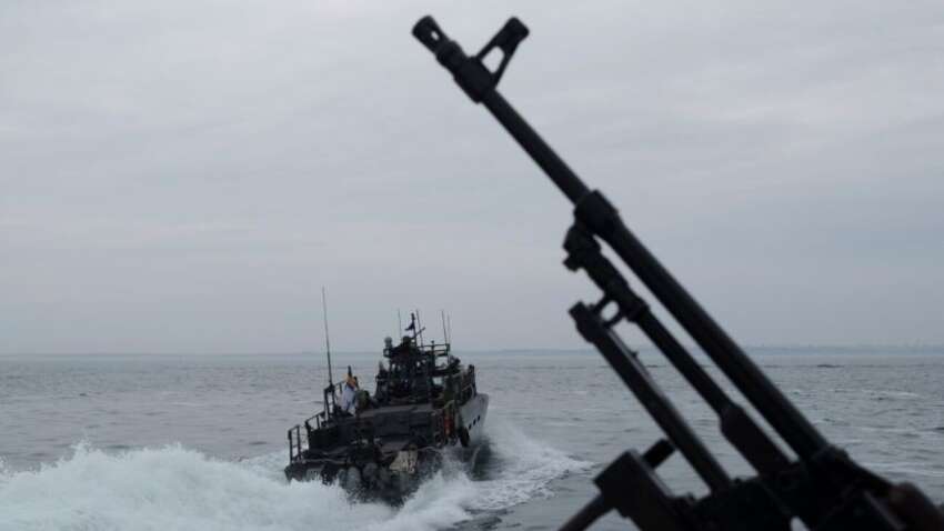 Паника в Крыму нарастает, оккупанты поверили в высадку ВСУ: что происходит на полуострове Паника в Крыму нарастает, оккупанты поверили в высадку ВСУ: что происходит на полуострове