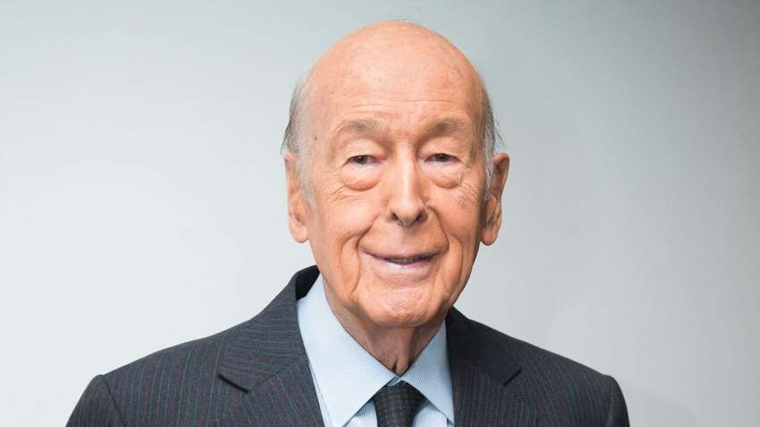  Колишній президент Франції помер від коронавірусу