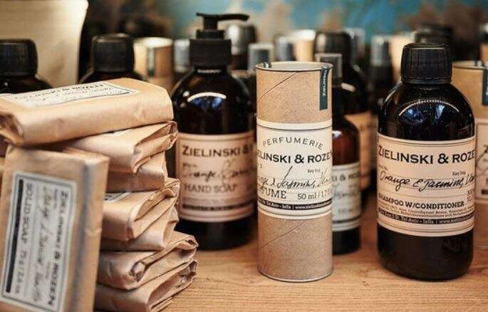 Российская косметика Zielinski & Rozen в заведениях и на фронте в Украине: в РФ вышли на протесты