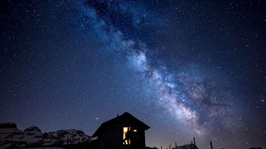 Если Земля погибнет, галактика потеряет уникальную цивилизацию: предупреждение английского физика