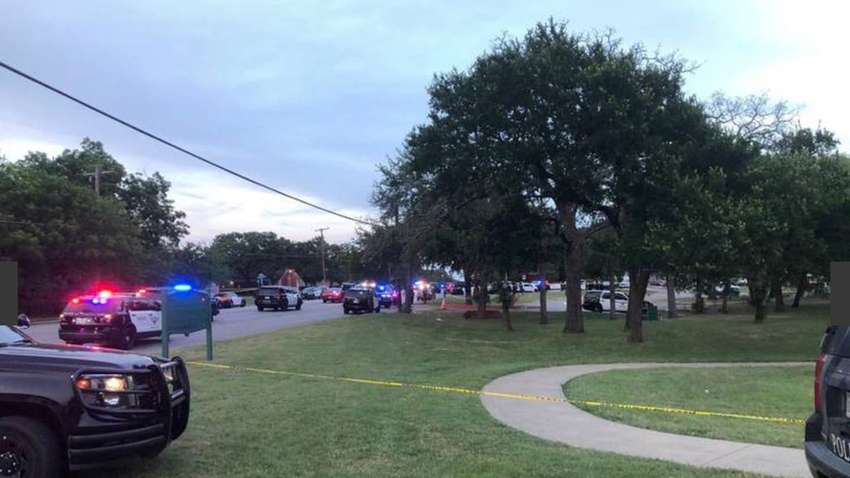 Невідомі в США влаштували криваву стрілянину в парку