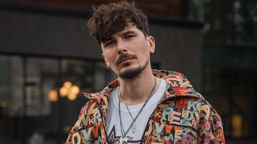 "Боюся залишити своїх рідних": український співак розповів, чи готовий піти воювати на фронт "Боюся залишити своїх рідних": український співак розповів, чи готовий піти воювати на фронт