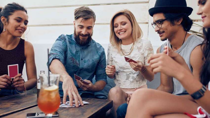 Як і чому між двома людьми пробігає «іскра»