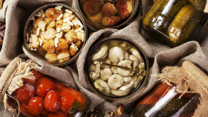 Стало відомо, які продукти шкідливі для кісток та суглобів