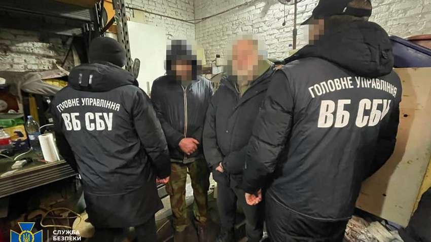 У Дніпрі працювала нарколабораторія з щомісячним обігом у 12 млн грн У Дніпрі працювала нарколабораторія з щомісячним обігом у 12 млн грн