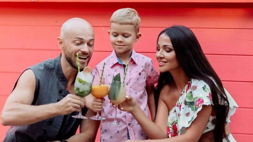 Влад Яма зізнався, чому так довго не наважувався показувати сина публіці