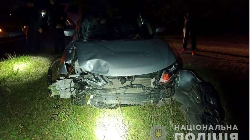 Троє дітей лишилися сиротами: у Рівненській області колишній прокурор на смерть збив жінку Троє дітей лишилися сиротами: у Рівненській області колишній прокурор на смерть збив жінку