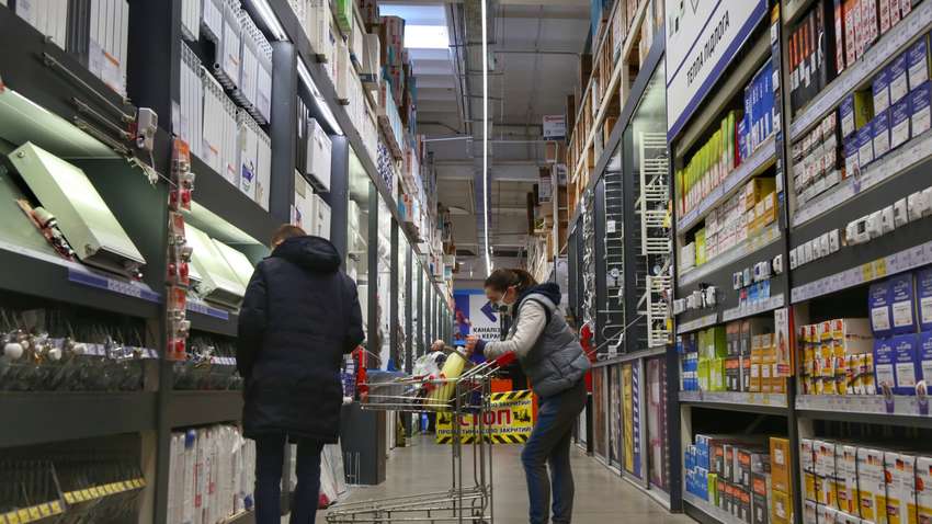 Наплевательство «Эпицентра» и «Новой линии» на карантин: что сулит обещание АМКУ открыть дело против сетей 