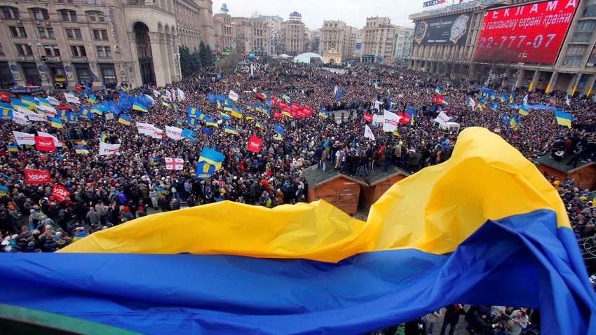 Більшість українців пишається Революцією Гідності, але нових майданів не хочуть