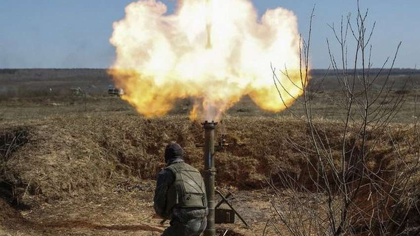 Бойовики на Донбасі активно б'ють із заборонених мінометів